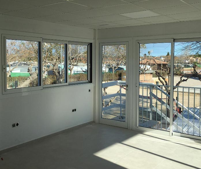 Cristaltec Fusteria D'Alumini interior de casa